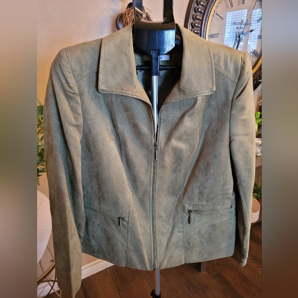 TanJay Olive Women's Zippered Blazer